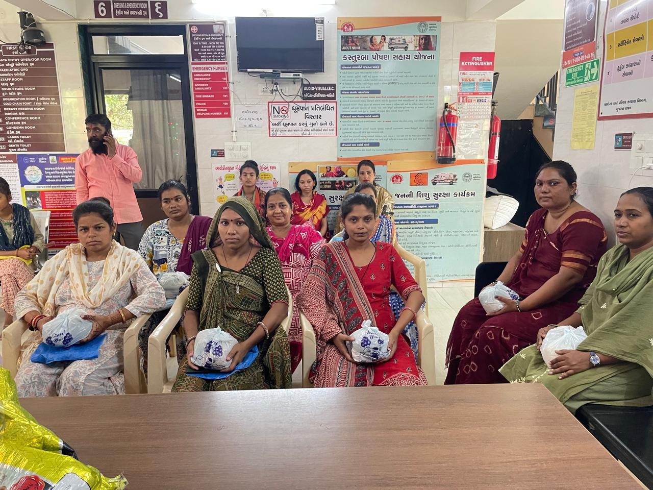 Nutrition kits for expecting mothers under the Kasturba Poshan Sahay Yojana